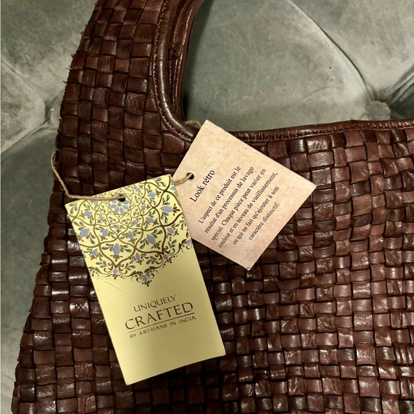 Beautifully Uniquely crafted 100% Leather Bag NWT - Picture 5 of 6